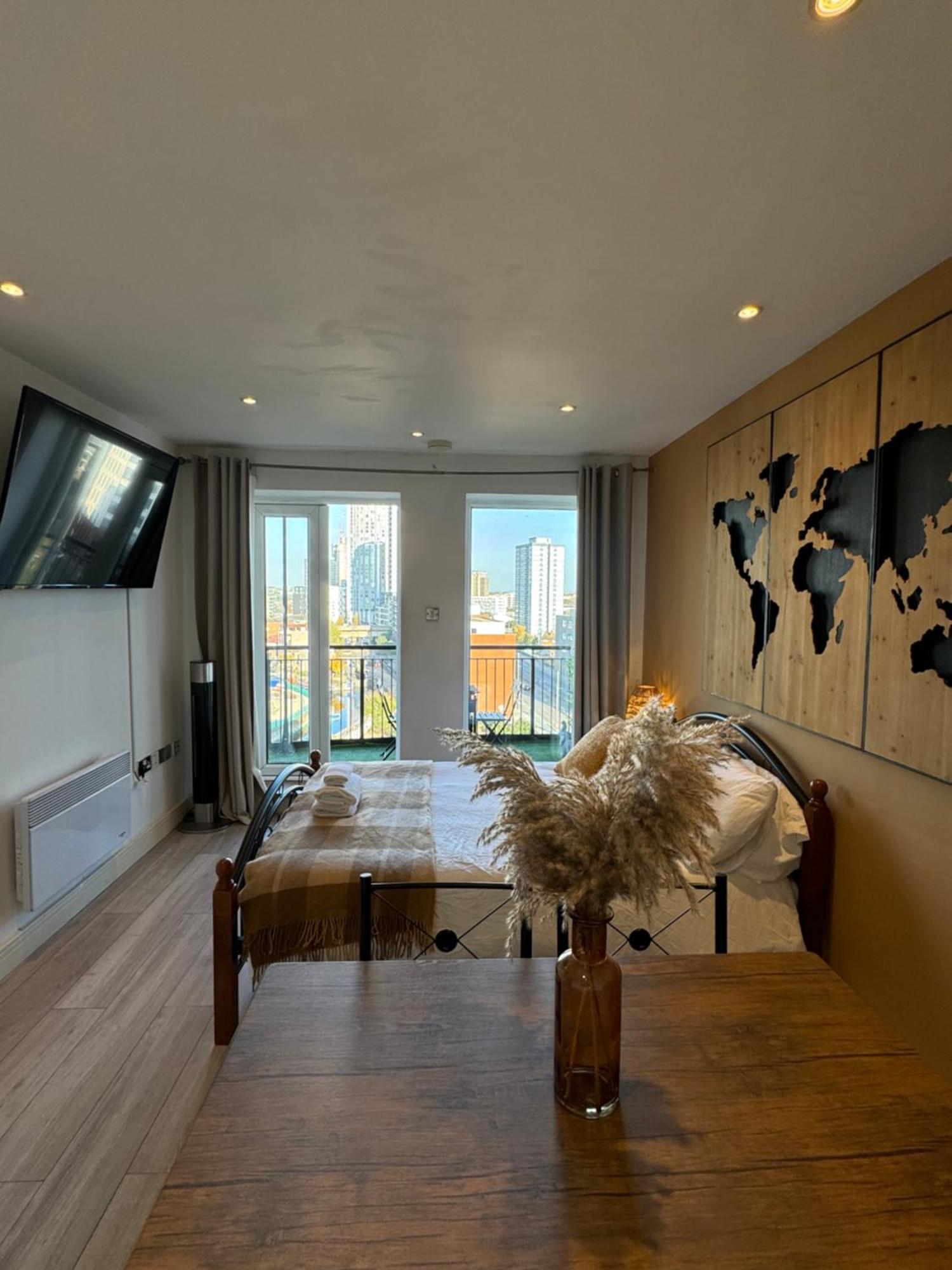 Cozy Flat With Balcony Apartman London Kültér fotó