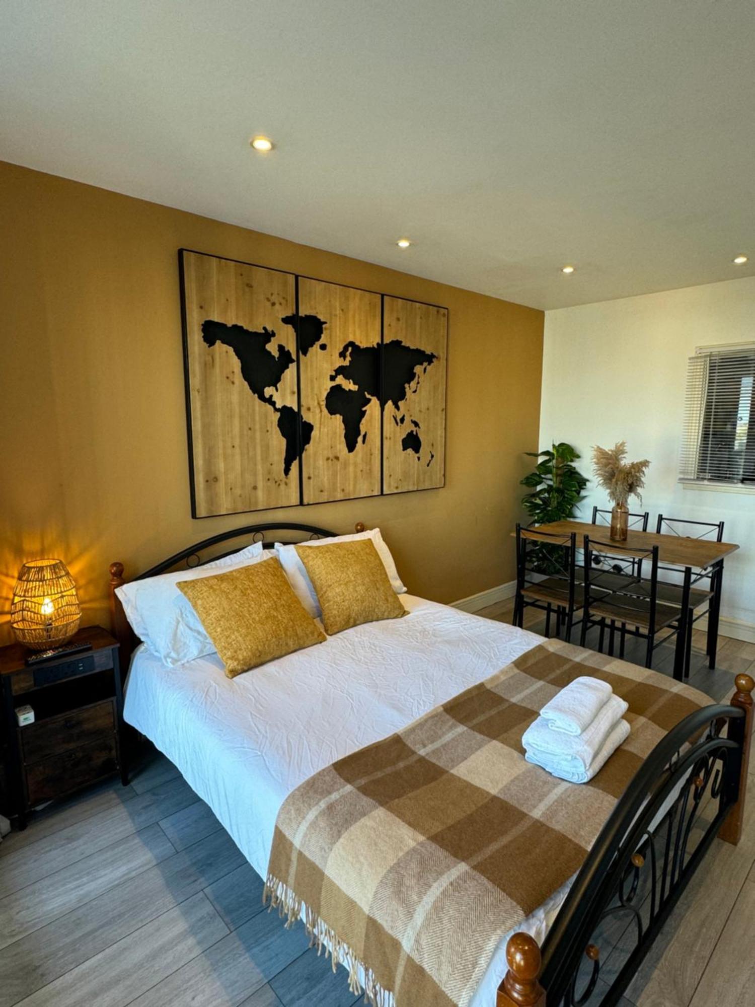 Cozy Flat With Balcony Apartman London Kültér fotó